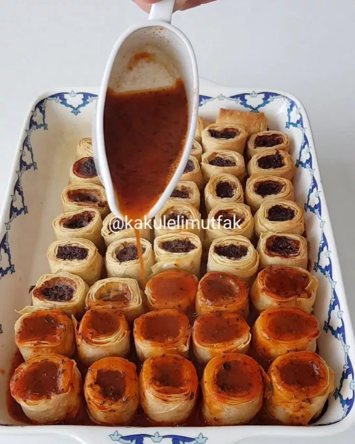 Tepsi Mantısı Tarifi
