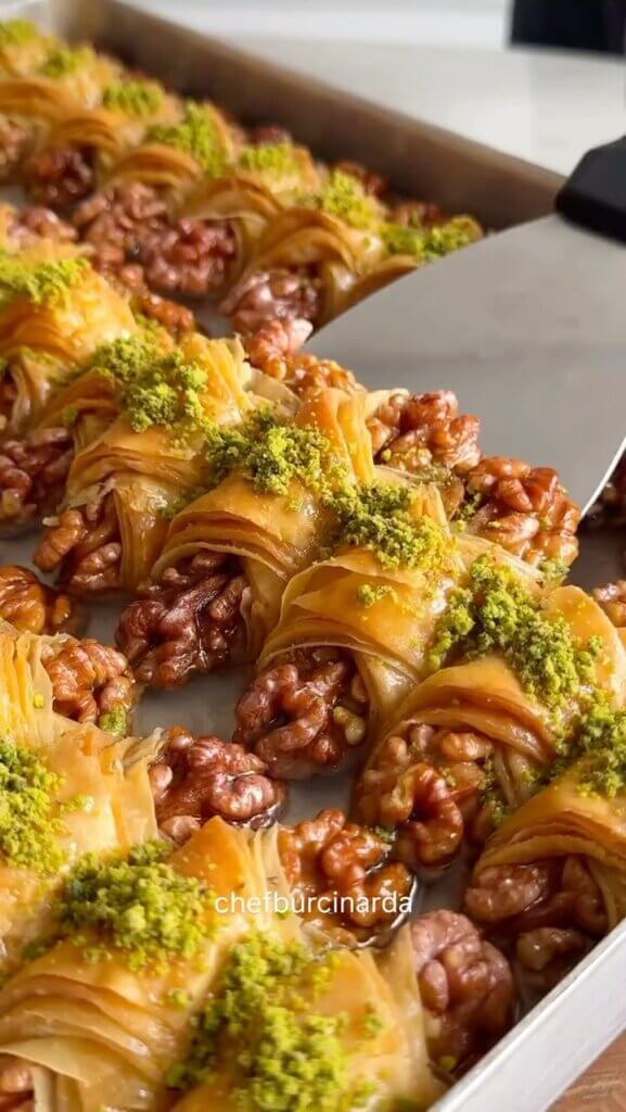 Kelebek Baklava Tarifi